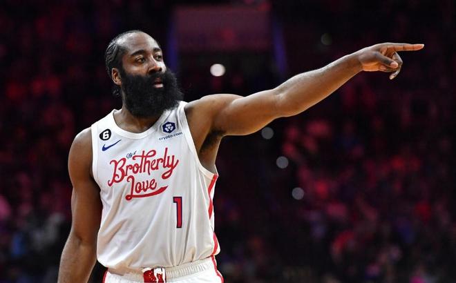 全市场：尤文与那不勒斯对格雷茨卡有意，正关注其续约情况（全市场：尤文、那不勒斯有意格雷茨卡，密切关注续约进展）