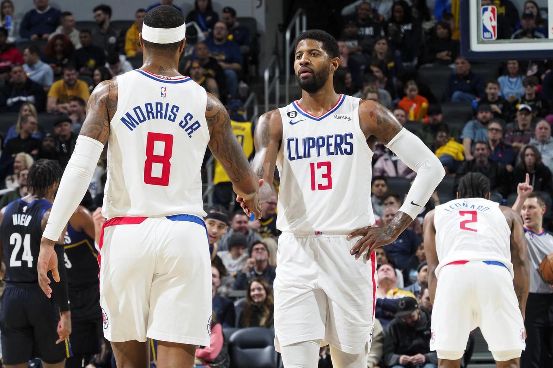 无解！约基奇单节4中4罚球4中4得到13分4篮板3助攻（约基奇单节神准：投篮4投4中＋罚球4罚4中，轰13分4篮板3助攻）